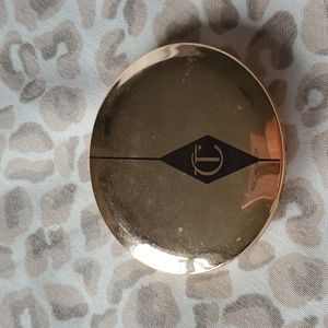 Charlotte Tilbury Magic vanish color corrector #2 (medium)